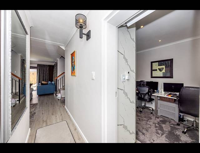 2 BEDROOM DUPLEX FOR SALE IN PARKLANDS